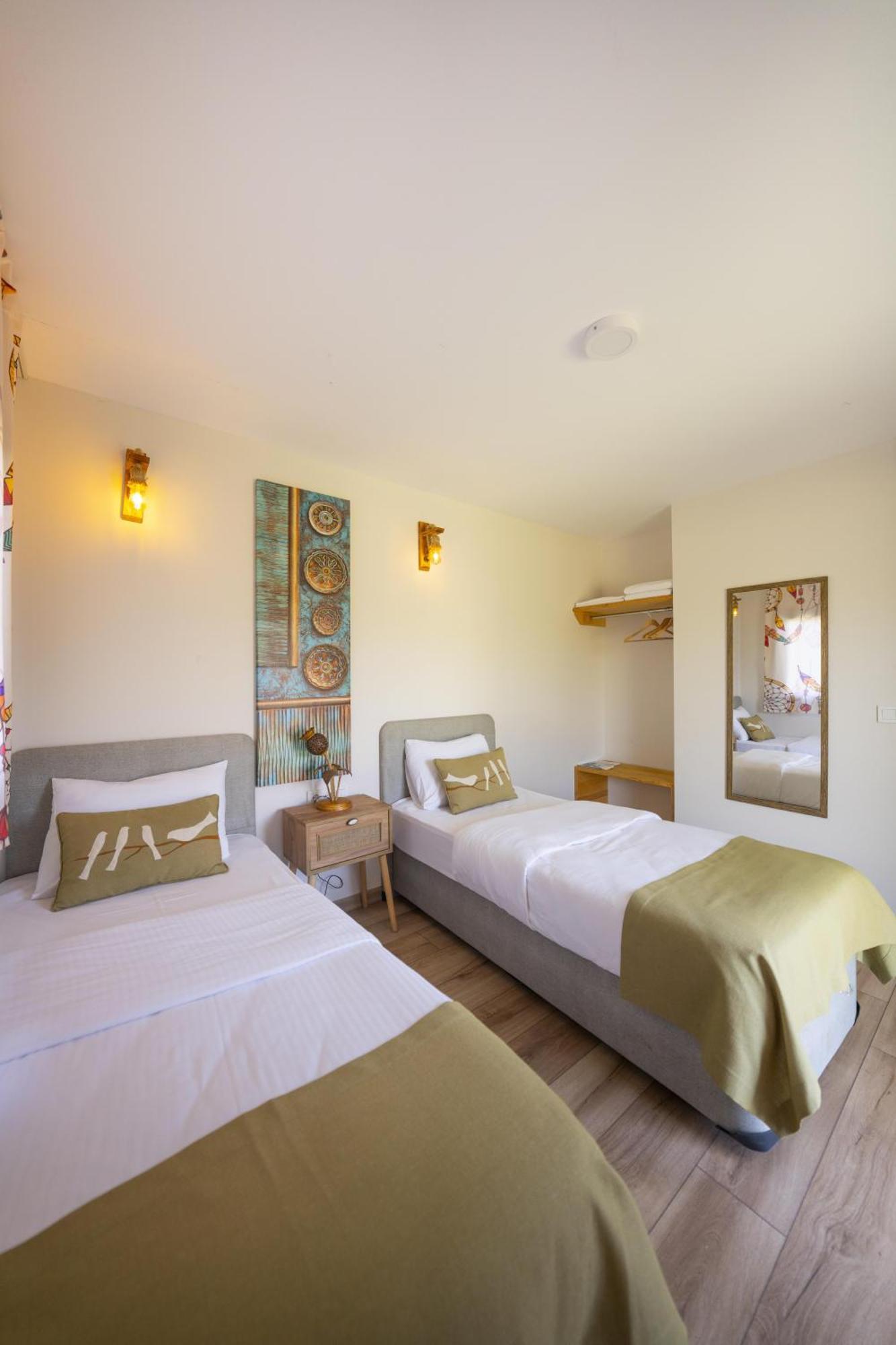 Bir Dem Urla Hotell Exteriör bild