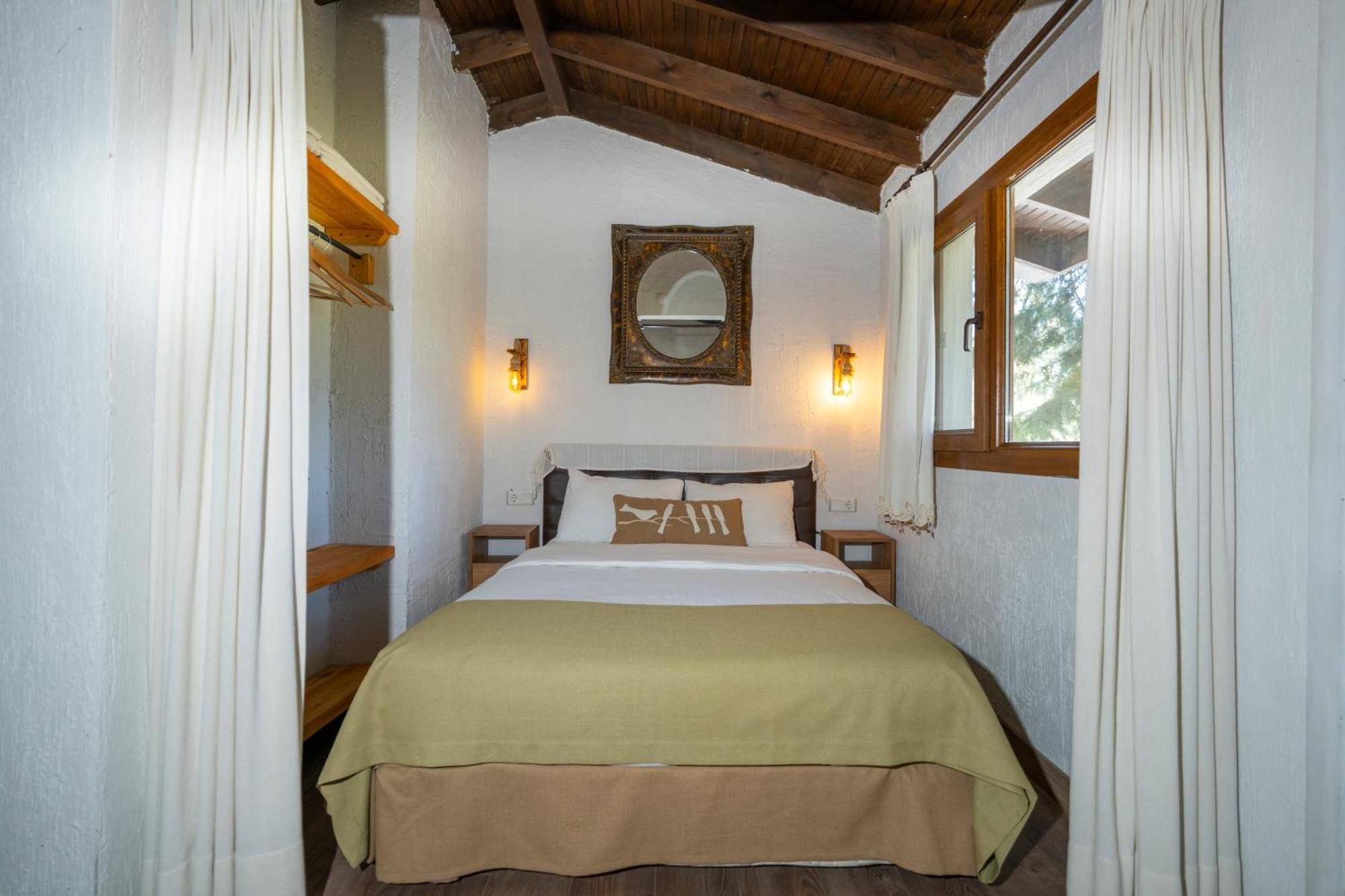 Bir Dem Urla Hotell Exteriör bild