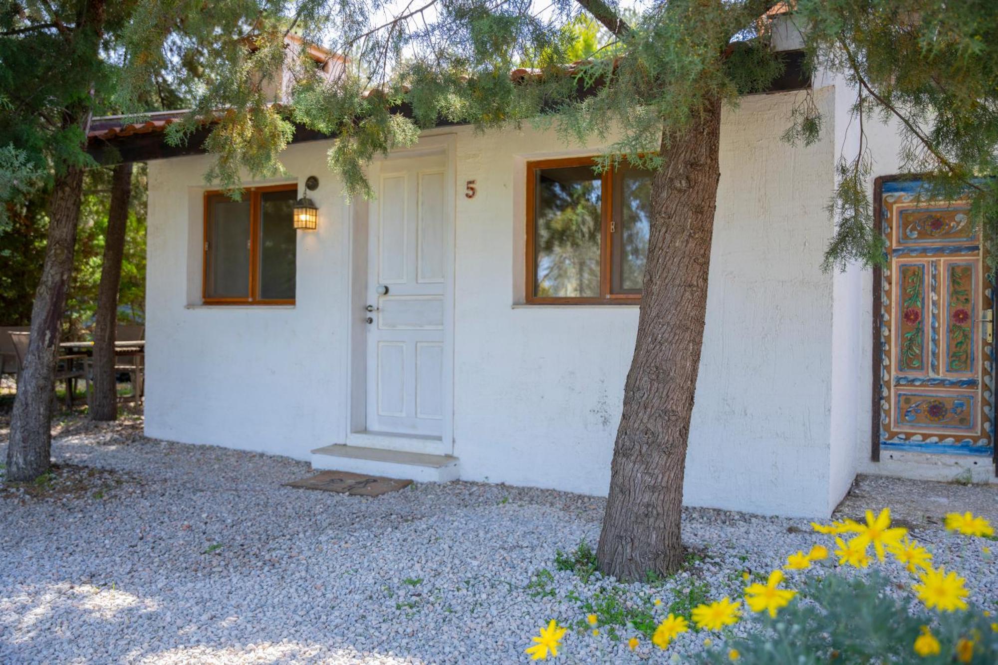 Bir Dem Urla Hotell Exteriör bild